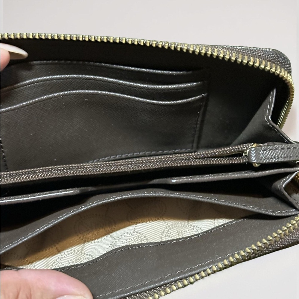 Michael Kors Textured Black Bag with Gold Plate - Picture 3 of 3